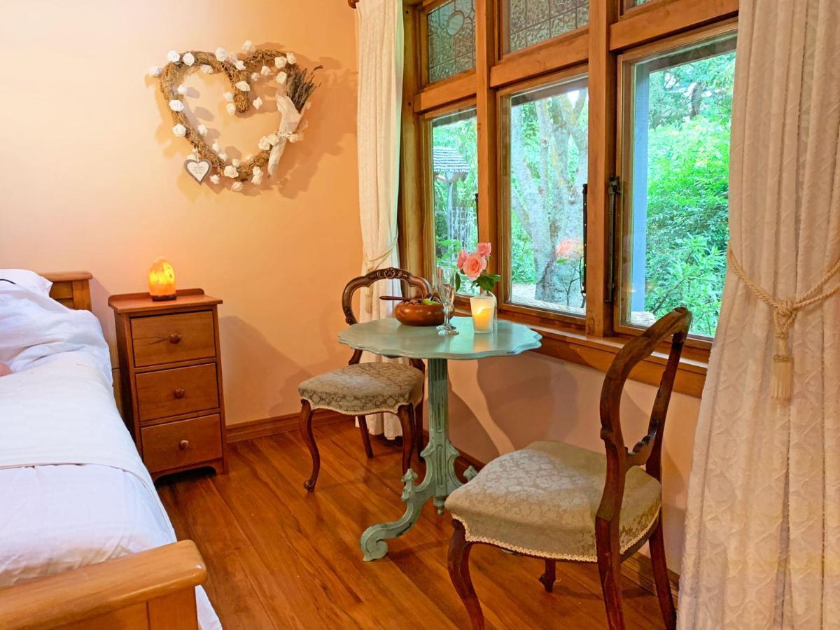 ネルソン Quail Farm, Colonial Charm Bed & Breakfast エクステリア 写真